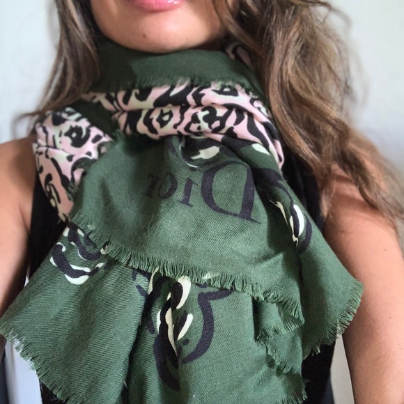 DIOR Shawl/Stole - Picture 5 of 7